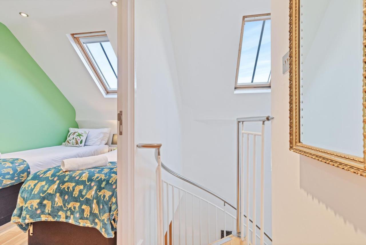 Majestic Mews Apartment With Free Parking - By My Getaways Hove Exterior foto